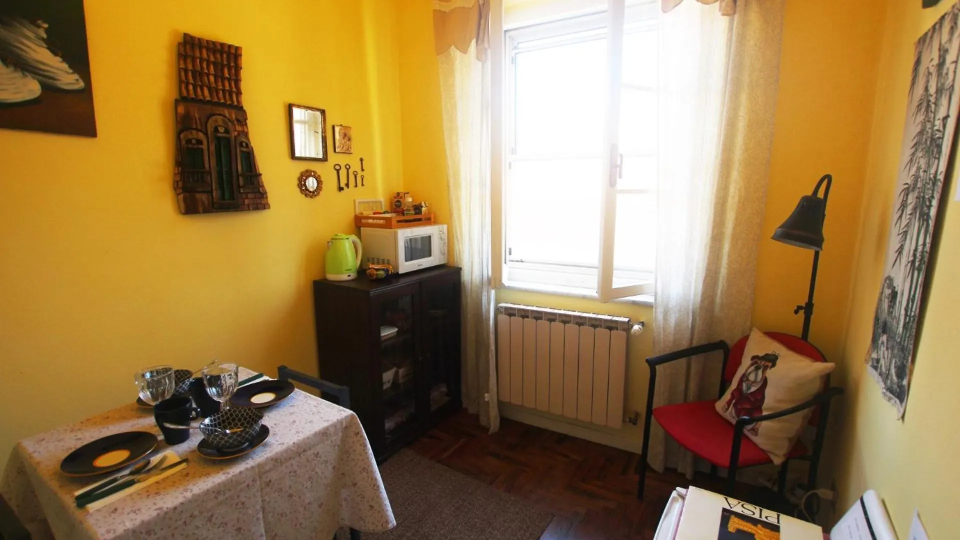 Πανσιόν Suite Tra I Tetti Con Bagno Privato Πίζα
